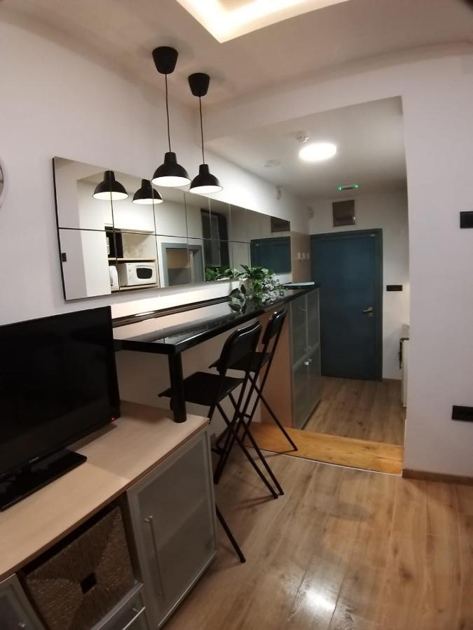 City Center Apartment Belgrado Esterno foto